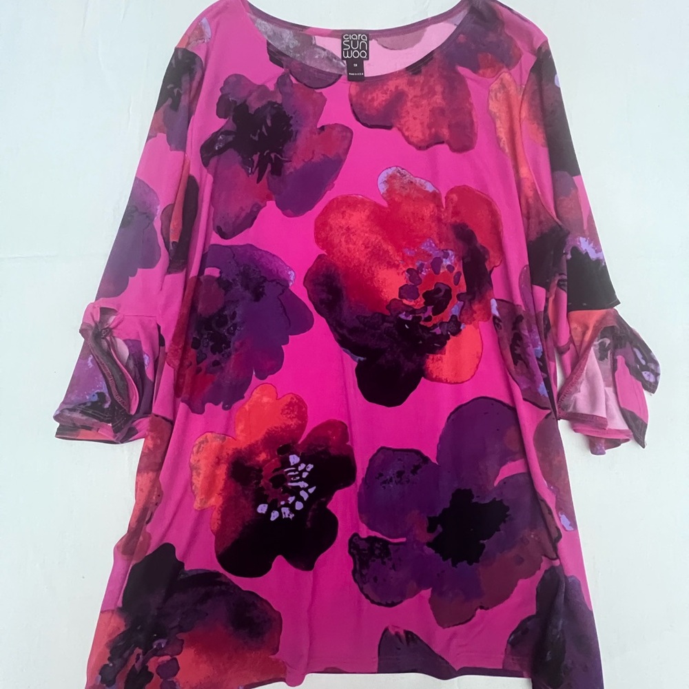 CLARA SUNWOO Pink and Purple Floral Tunic, 1X, Like new condition